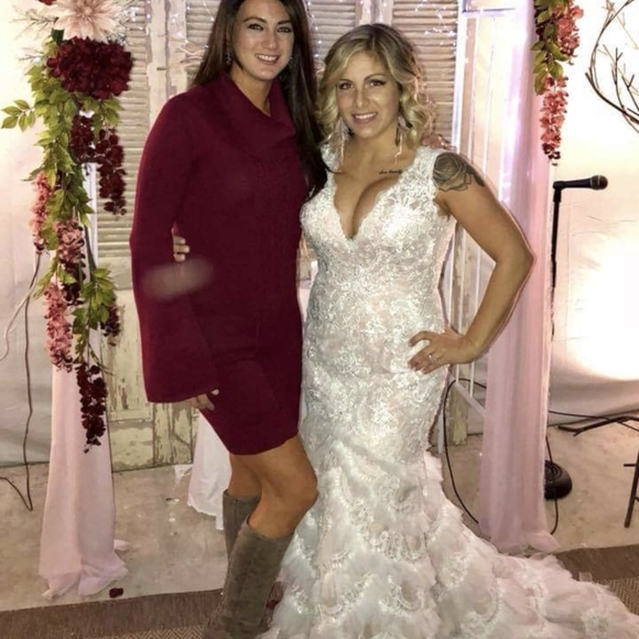 Gorgeous mauve/white Wedding Dress, size 10, intricate lace and beading - Picture 10 of 14